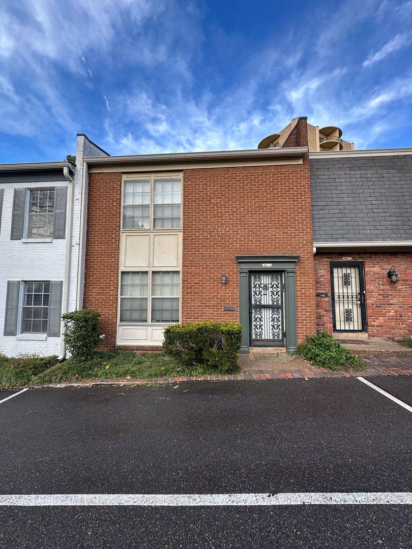 Condo for rent at 443 N Highland, Memphis, TN 38122