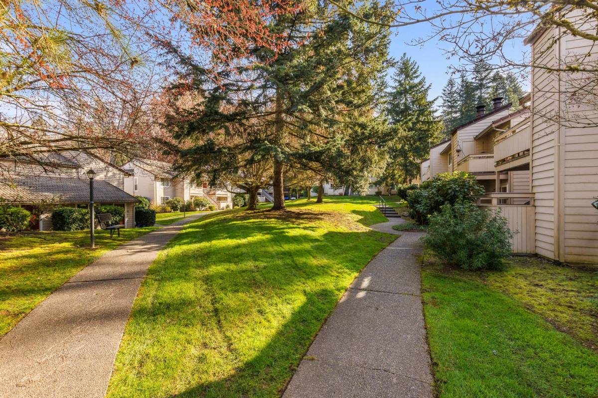 Condo for rent at 14200 NE 171st St #A106, Woodinville, WA 98072