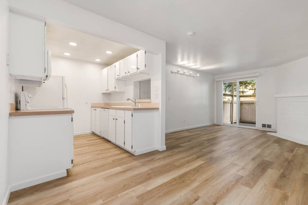 Condo for rent at 14200 NE 171st St #A106, Woodinville, WA 98072