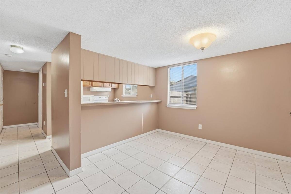Townhouse for rent at 1428 Oak Place #C, Apopka, FL 32712