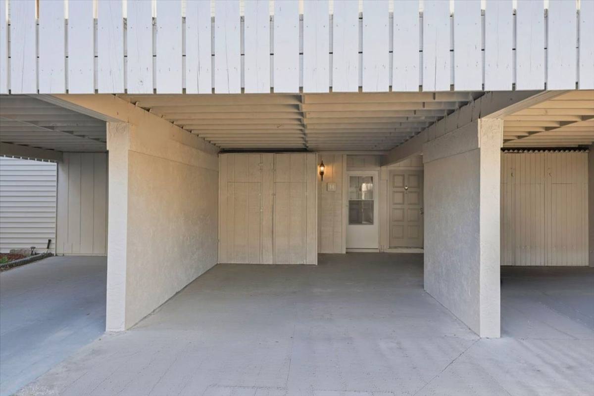 Townhouse for rent at 1428 Oak Place #C, Apopka, FL 32712