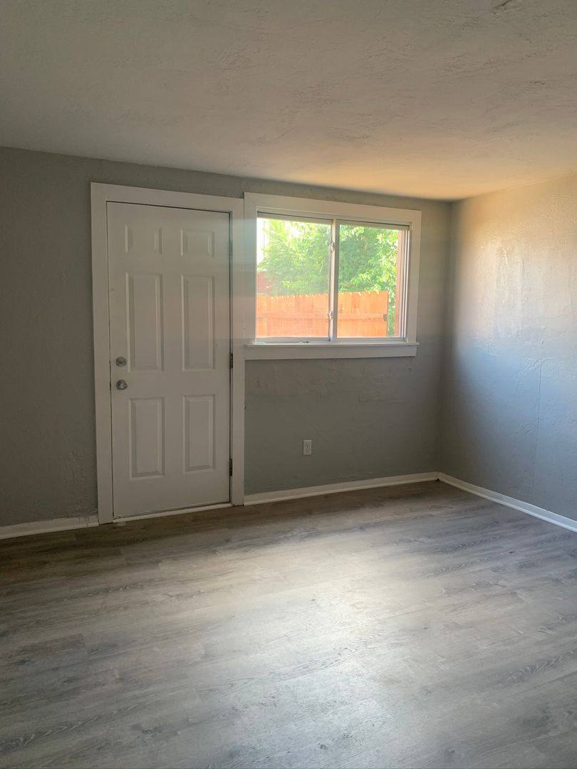 Apartment for rent at 1511 Hatteras St, Pittsburgh, PA 15212