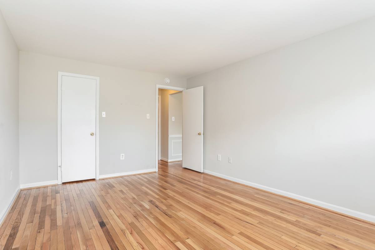 Condo for rent at 1910 T St NW #24, Washington, DC 20009