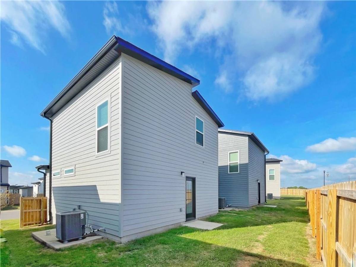 House for rent at 820 Boardwalk Ave, Bentonville, AR 72712