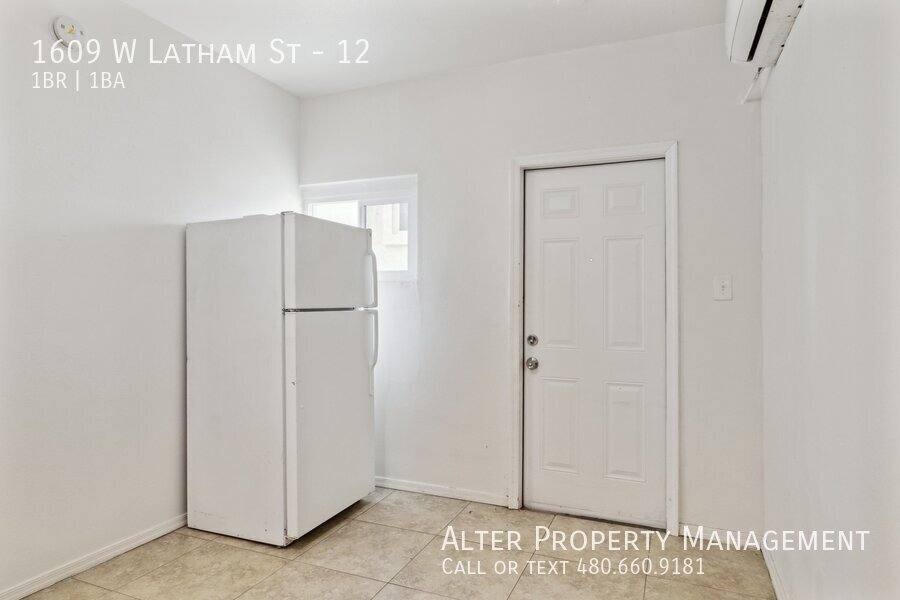 Apartment for rent at 1609 W Latham St #12, Phoenix, AZ 85007