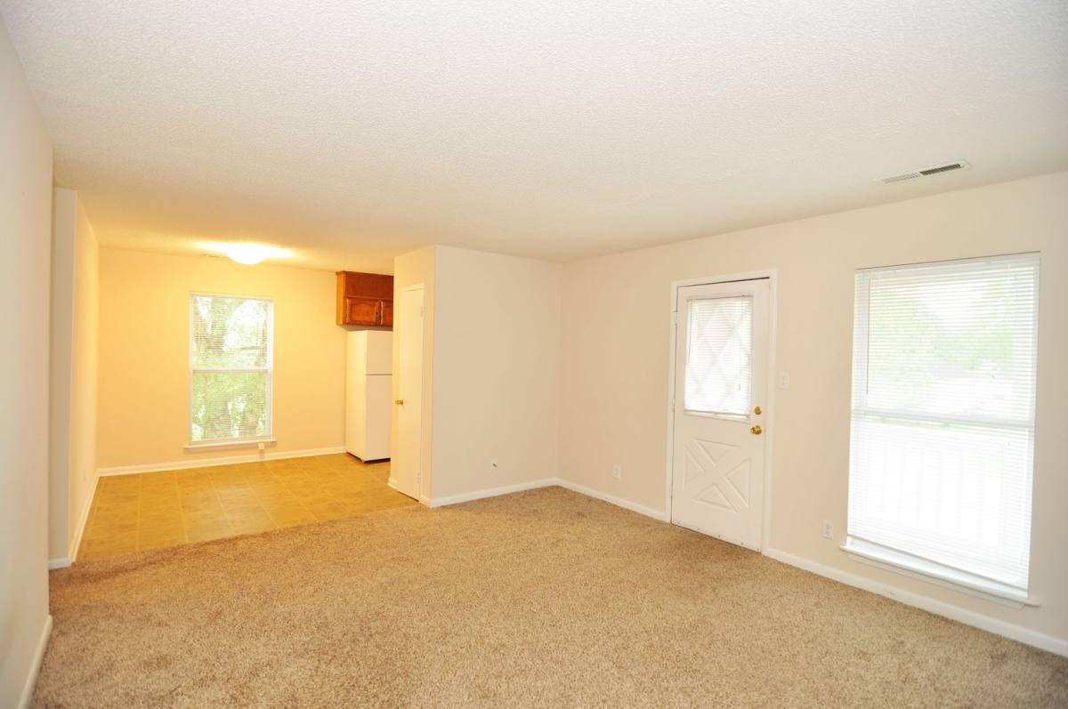 Apartment for rent at 2979 Old Highway 431, Owens Cross Roads, AL 35763