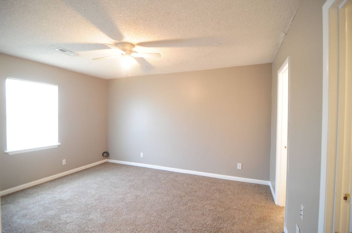 Apartment for rent at 2979 Old Highway 431, Owens Cross Roads, AL 35763