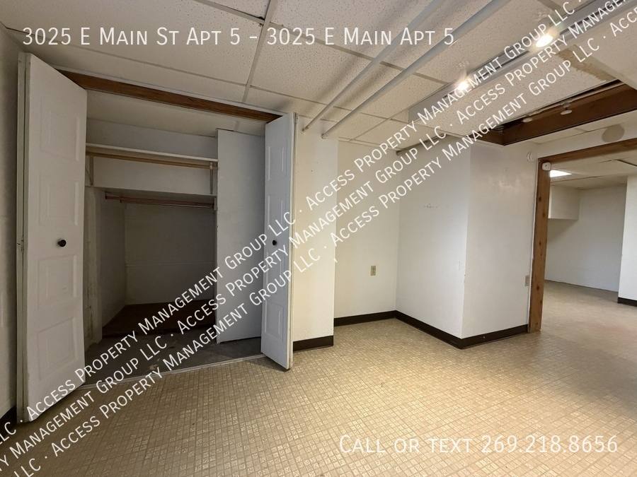 Apartment for rent at 3025 E Main St #5, Kalamazoo, MI 49048