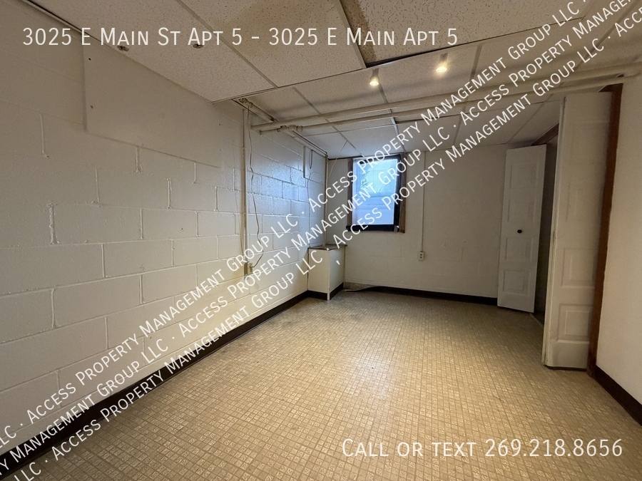 Apartment for rent at 3025 E Main St #5, Kalamazoo, MI 49048