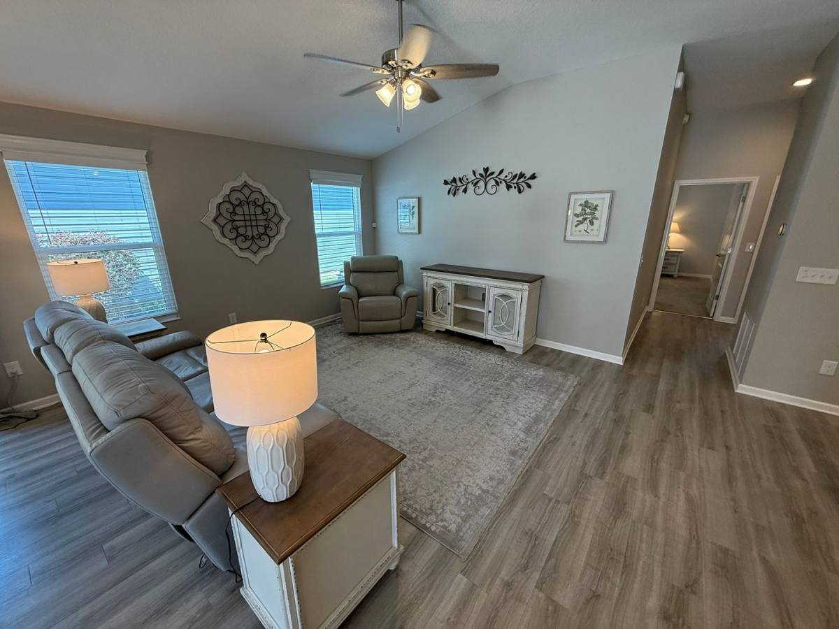 House for rent at 7185 Denver Ave, Okahumpka, FL 34762