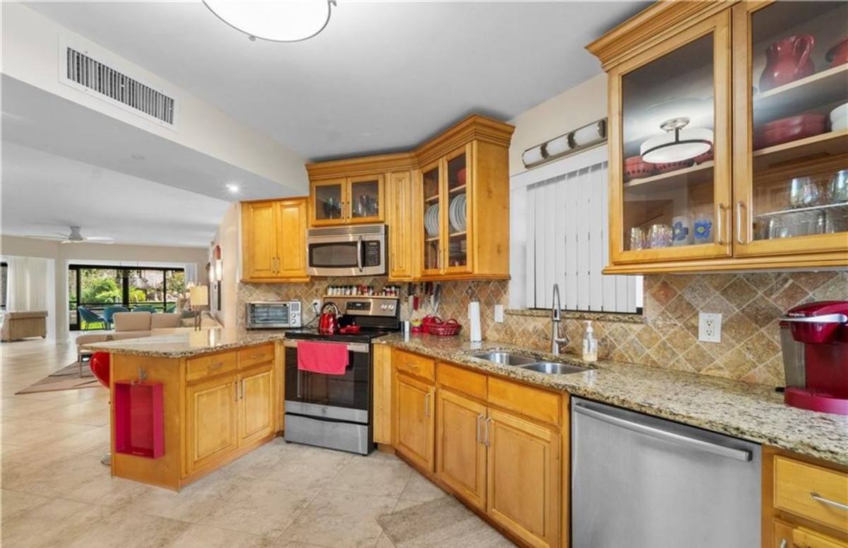 House for rent at 5890 Via Lugano, Naples, FL 34108