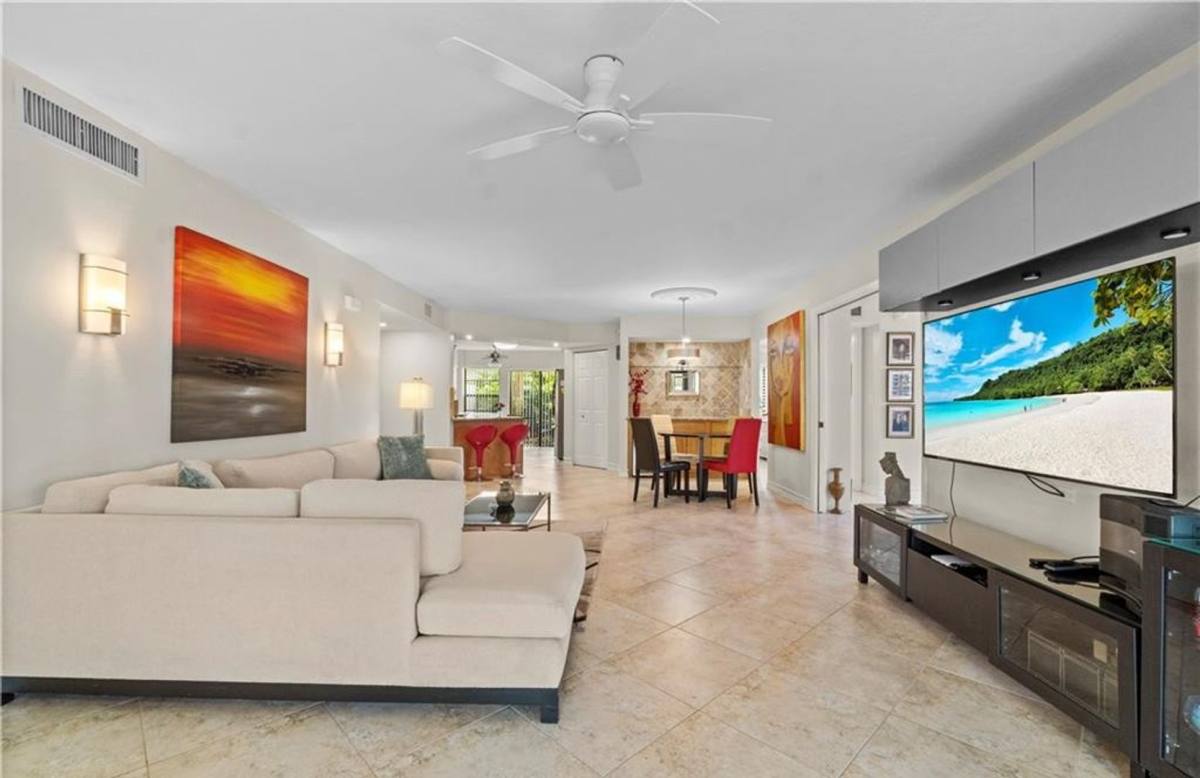House for rent at 5890 Via Lugano, Naples, FL 34108