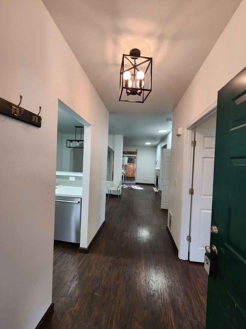 Condo for rent at 17827 80th Ave NE, Kenmore, WA 98028