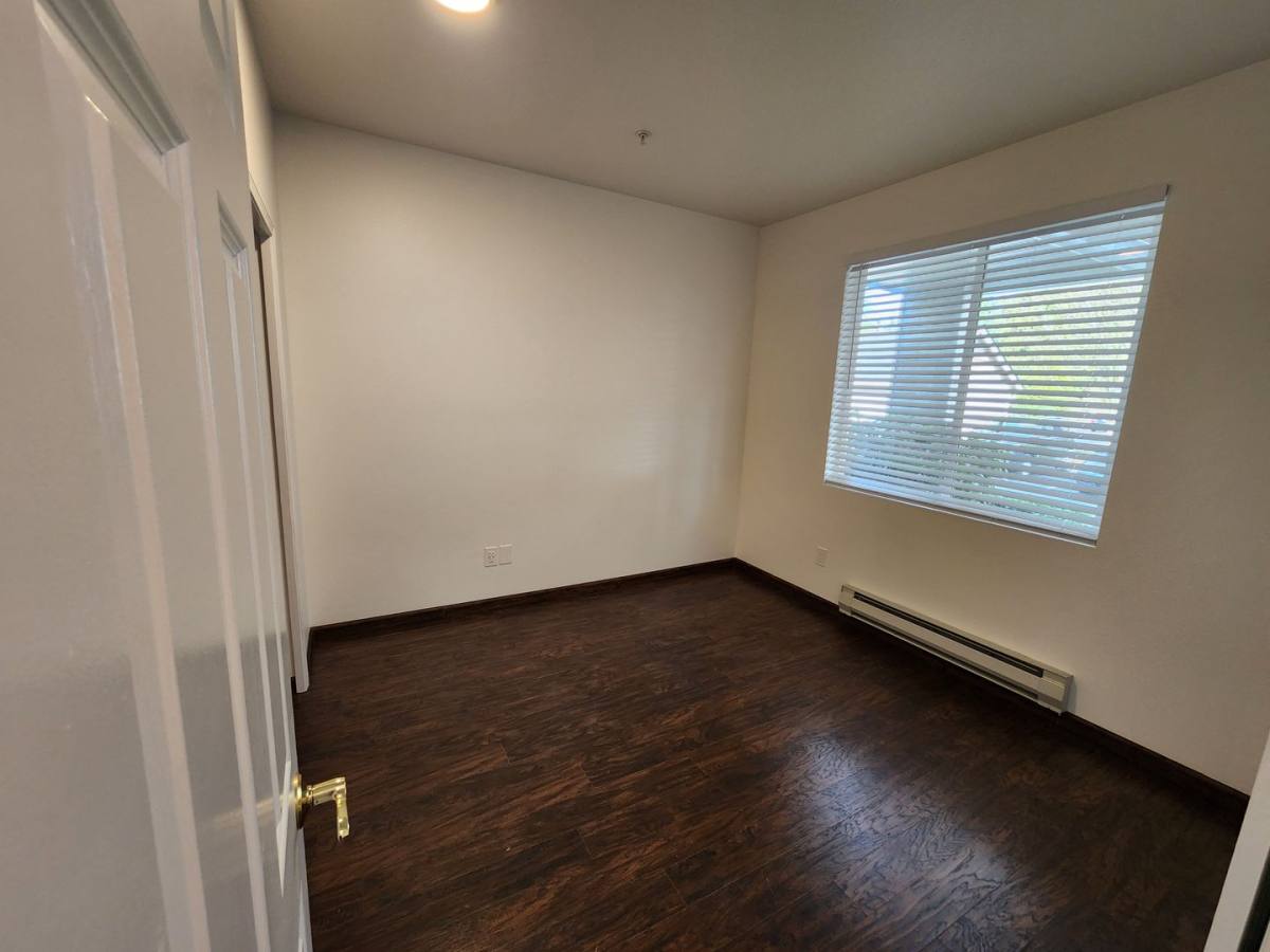 Condo for rent at 17827 80th Ave NE, Kenmore, WA 98028