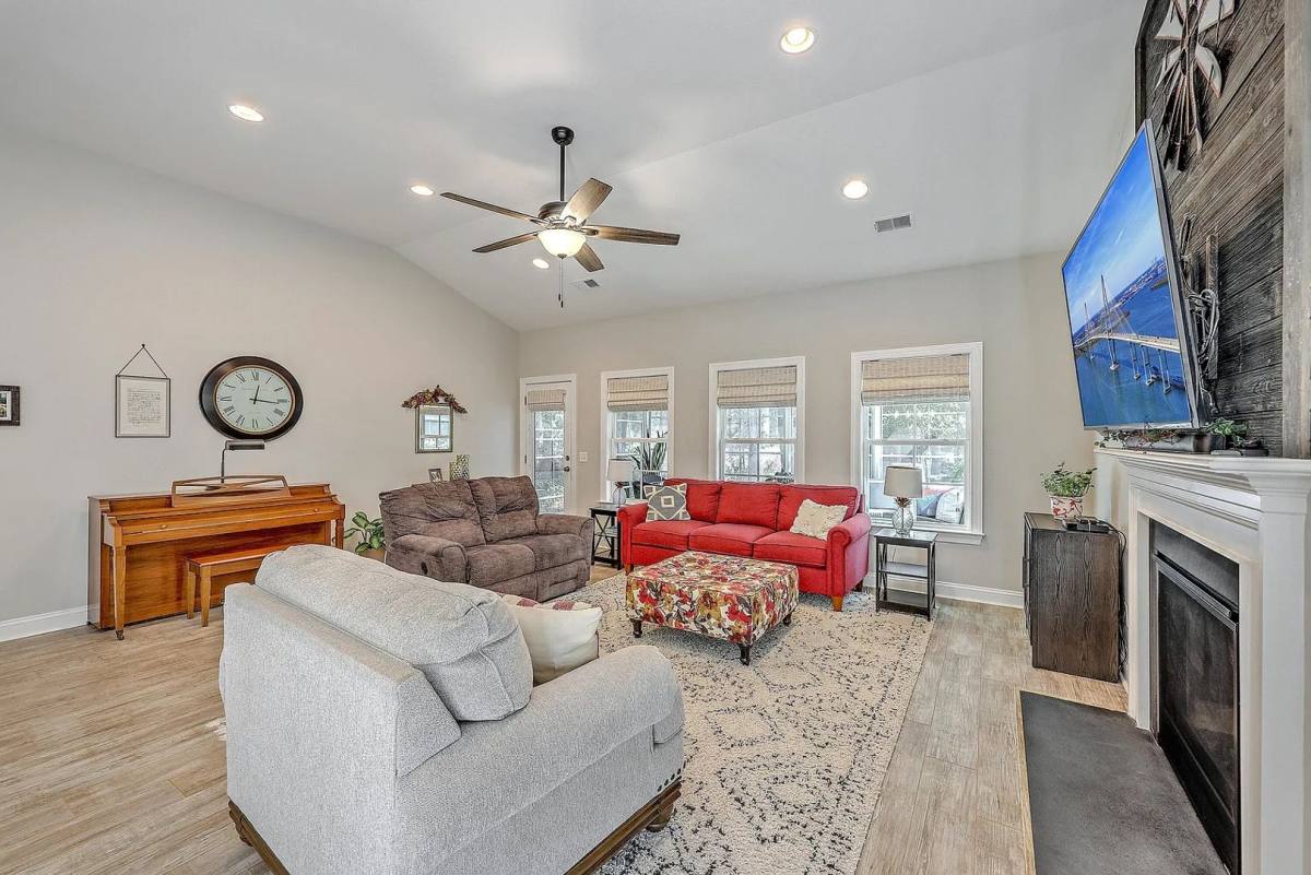 House for rent at 1044 Pigeon Point, Johns Island, SC 29455