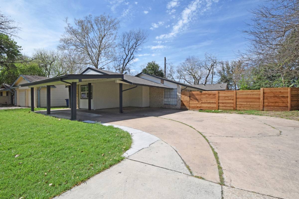 Apartment for rent at 6400 Brookside Dr, Austin, TX 78723