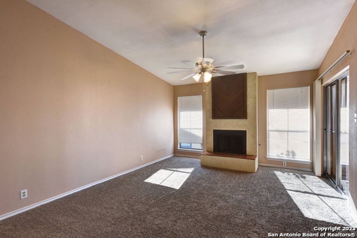 Condo for rent at 1431 Loma Alto Rd, San Antonio, TX 78232