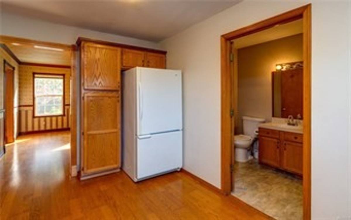 House for rent at 112 S 44th St, Bellingham, WA 98229