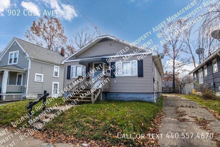 House for rent at 902 Cole Ave, Akron, OH 44306