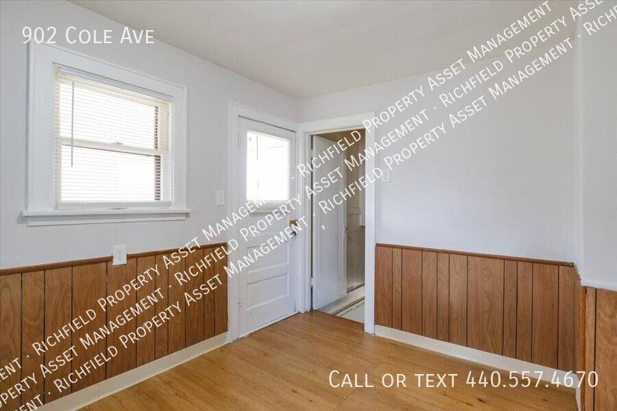 House for rent at 902 Cole Ave, Akron, OH 44306
