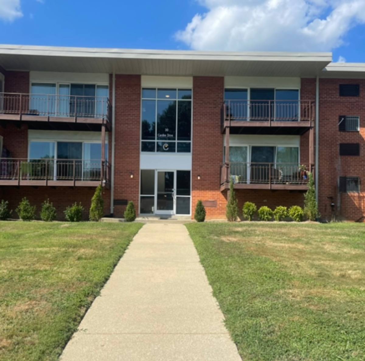 Apartment for rent at 310 Caroline Dr, La Plata, MD 20646