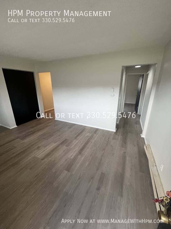 Apartment for rent at 1015 Howe Ave #7, Cuyahoga Falls, OH 44221