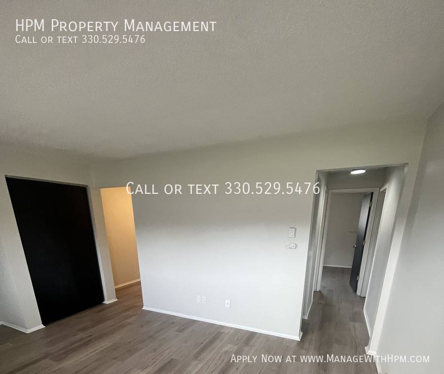 Apartment for rent at 1015 Howe Ave #7, Cuyahoga Falls, OH 44221