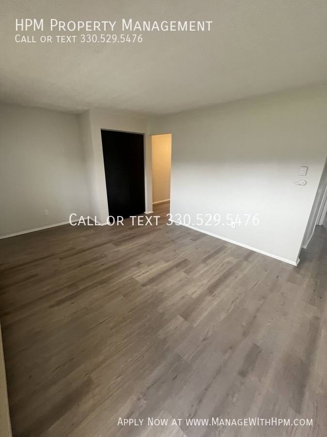 Apartment for rent at 1015 Howe Ave #7, Cuyahoga Falls, OH 44221