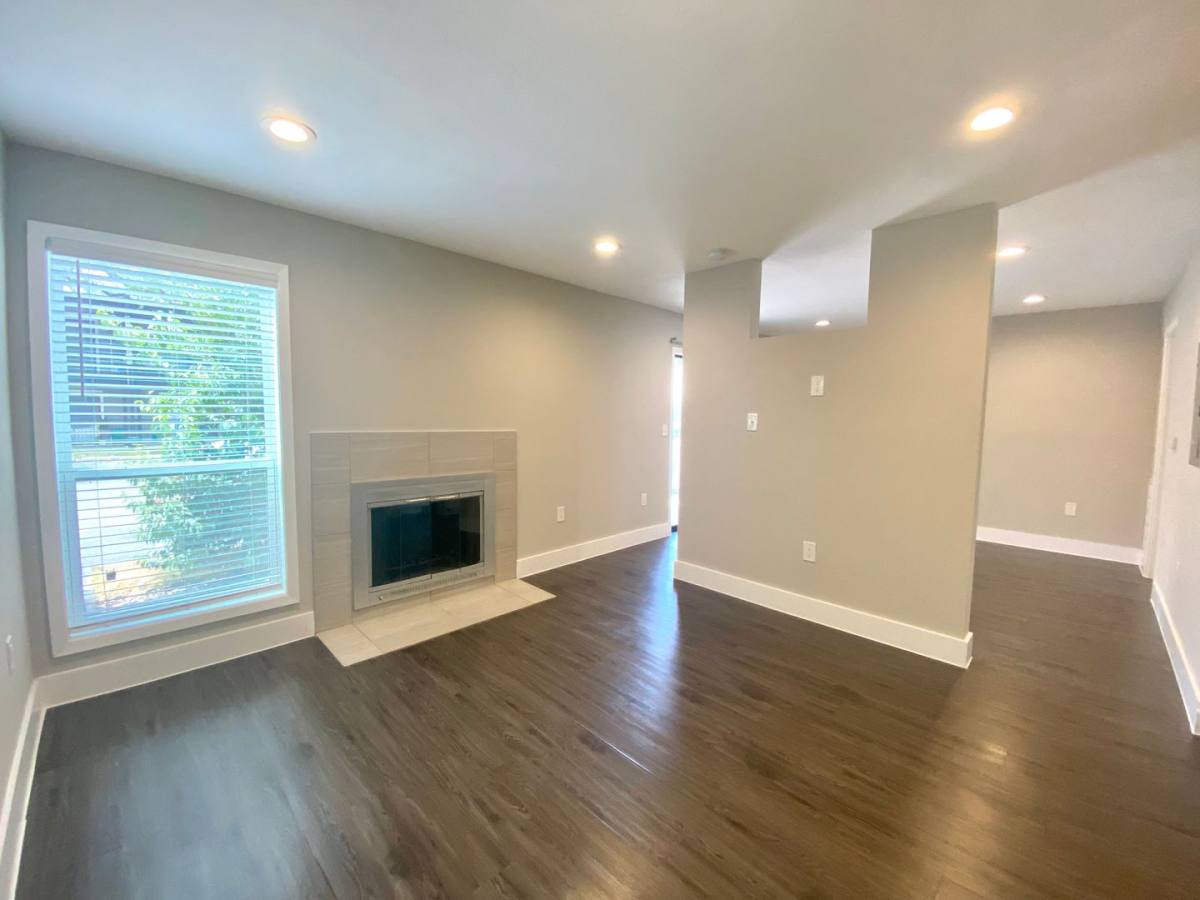 Condo for rent at 935 La Posada, Austin, TX 78752