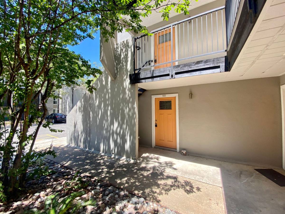 Condo for rent at 935 La Posada, Austin, TX 78752