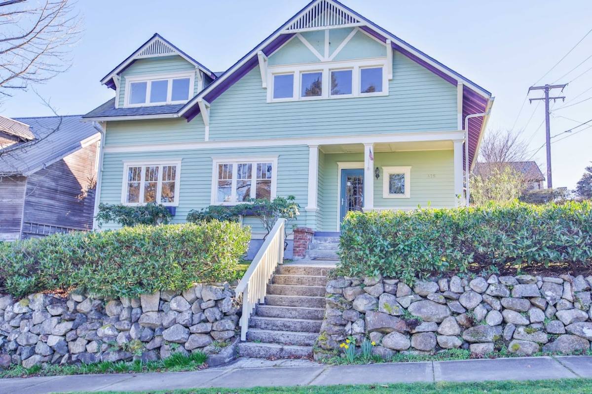 House for rent at 475 1st St, Langley, WA 98260
