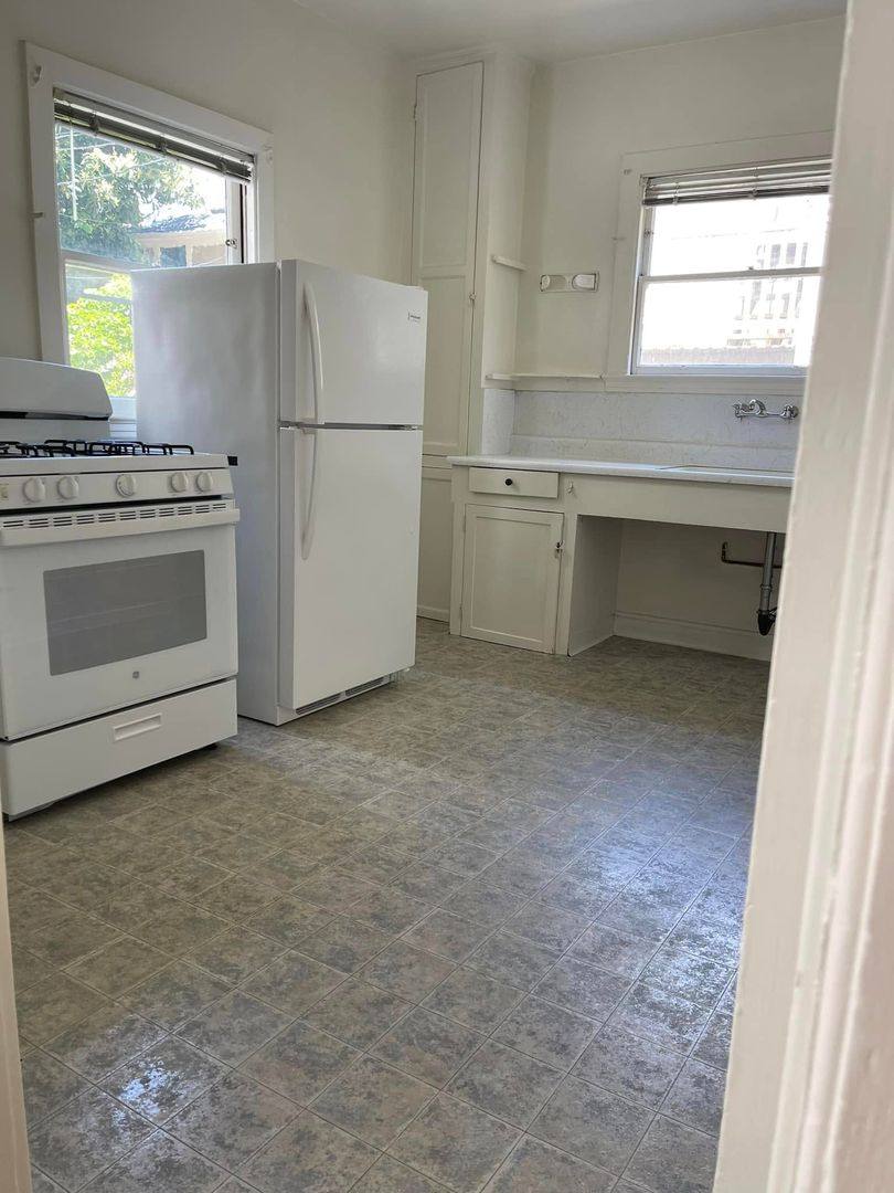 Apartment for rent at 2411 Durant Ave, Berkeley, CA 94704