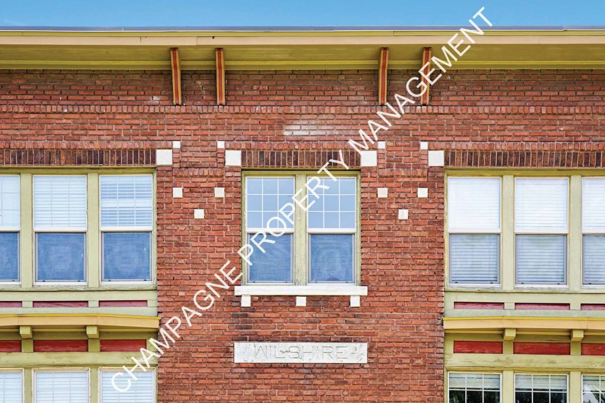 Apartment for rent at 3014 3016 Grand Ave, Kansas City, MO 64108