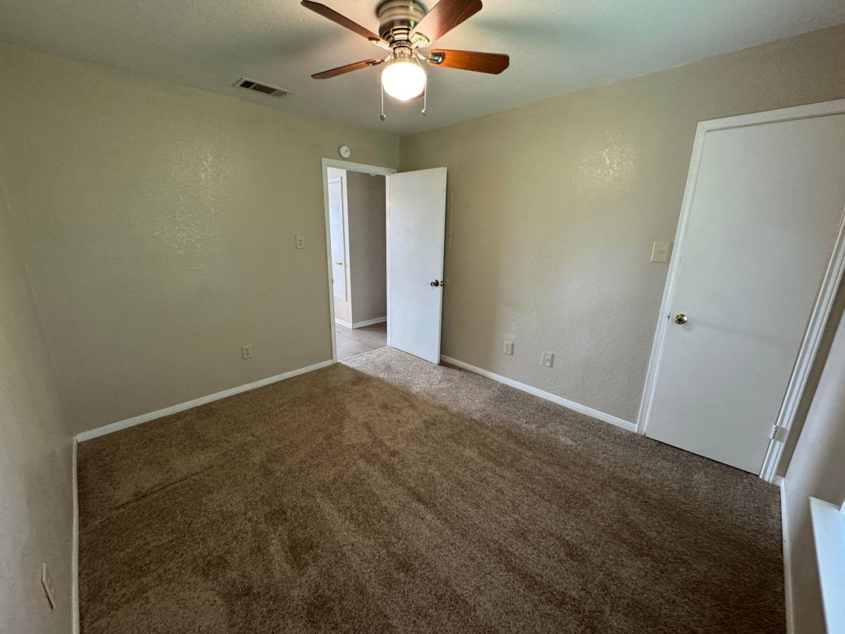 Apartment for rent at 1708 Benttree Dr, Killeen, TX 76543