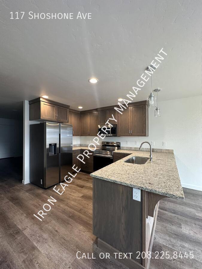 Apartment for rent at 117 Shoshone Ave, Nampa, ID 83651