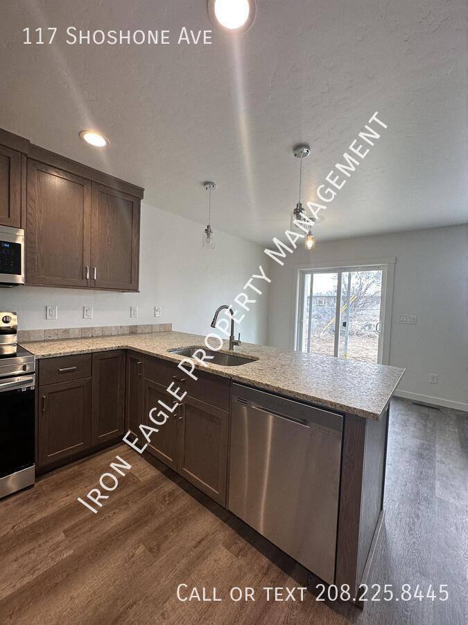 Apartment for rent at 117 Shoshone Ave, Nampa, ID 83651
