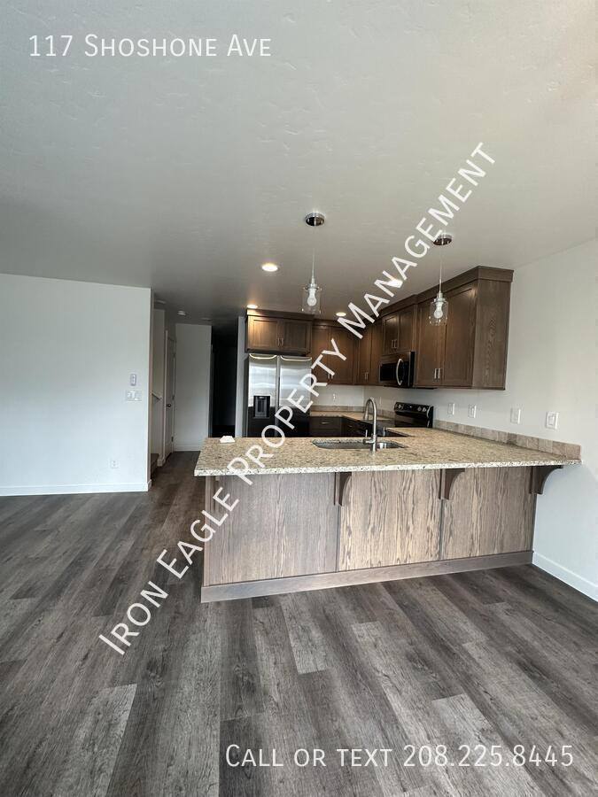 Apartment for rent at 117 Shoshone Ave, Nampa, ID 83651