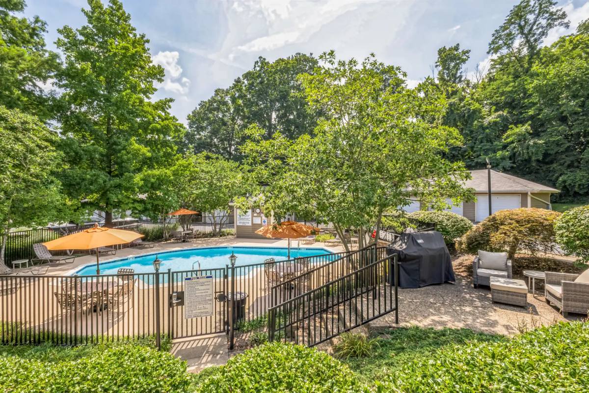 Apartment for rent at 3300 Aspen Valley Circle, Louisville, KY 40241