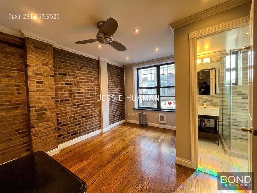 Apartment for rent at 115 Mulberry St #2, New York, NY 10013
