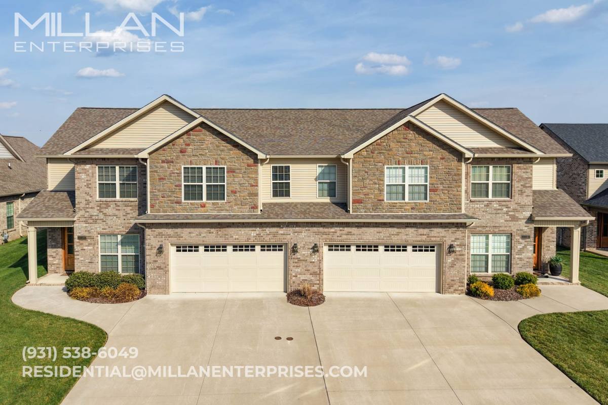 Townhouse for rent at 1081 Veridian Dr, Clarksville, TN 37043