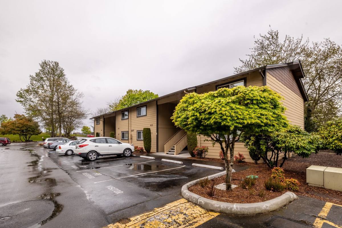 Apartment for rent at 2205 S 74th St, Tacoma, WA 98409