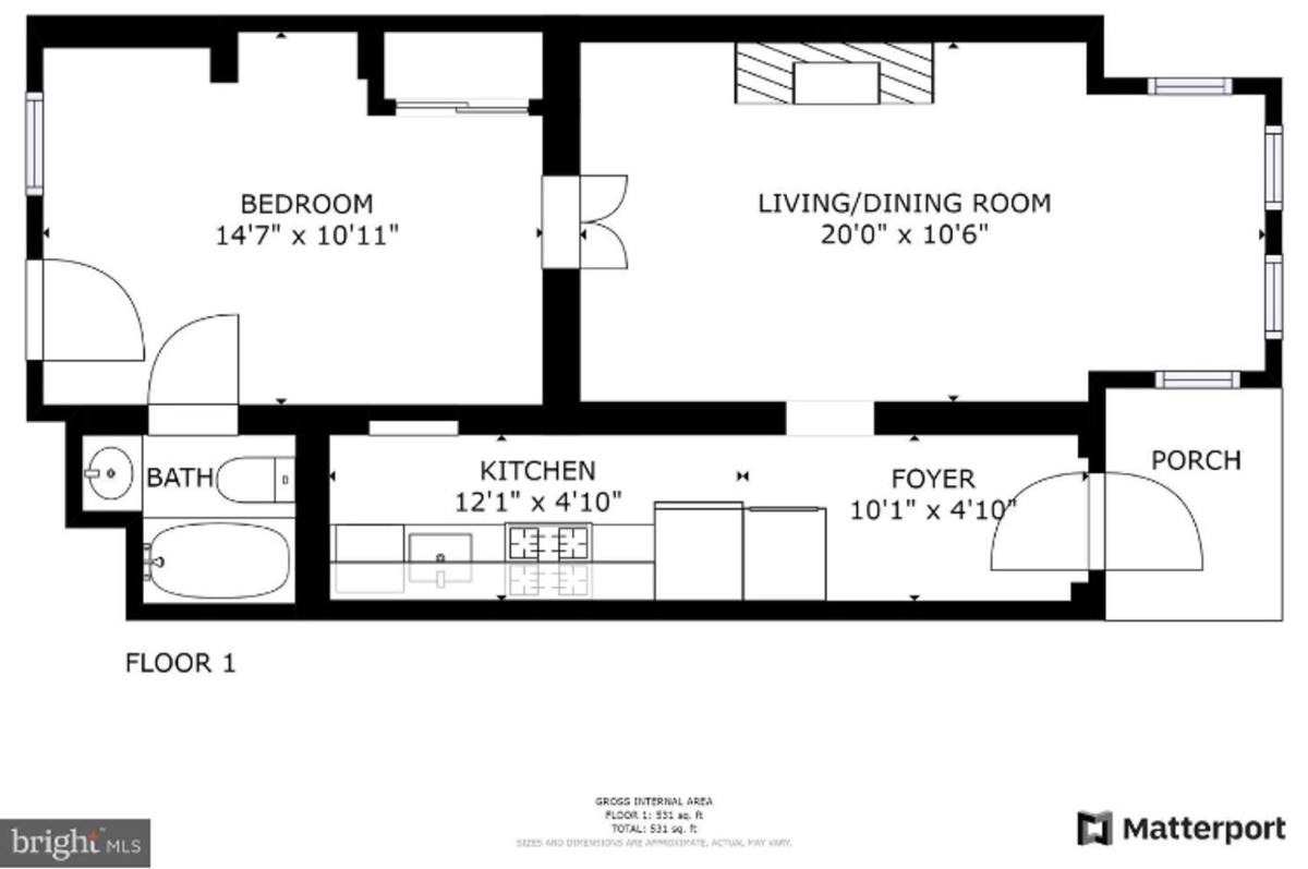 Apartment for rent at 514 11th St SE #B, Washington, DC 20003