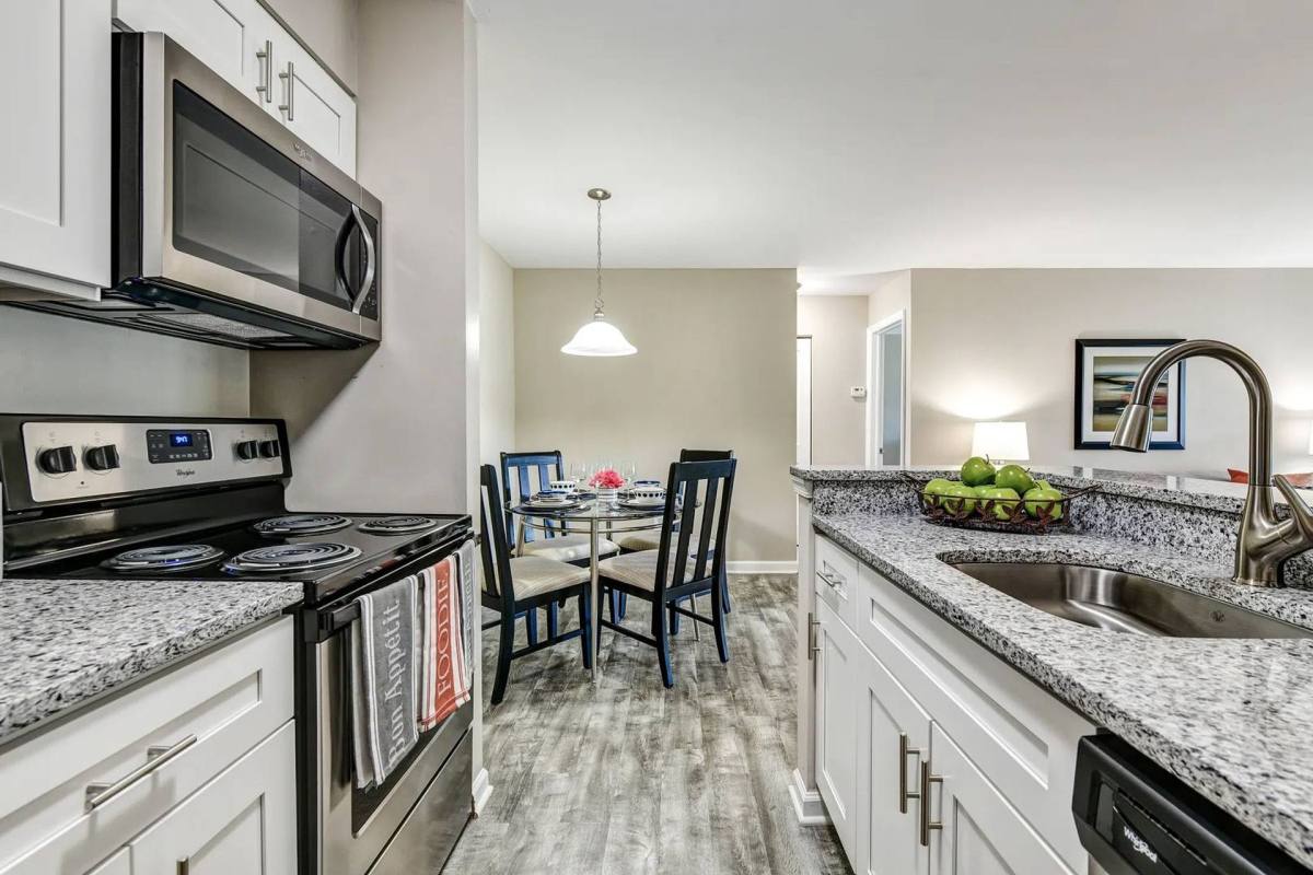Apartment for rent at 10 Hunt Club Trail, North Wales, PA 19454