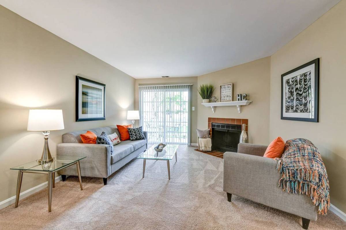 Apartment for rent at 10 Hunt Club Trail, North Wales, PA 19454