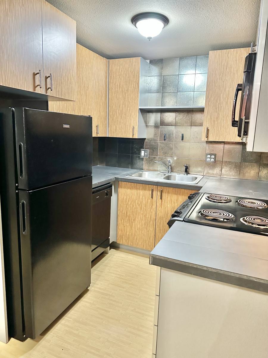 Apartment for rent at 1302 N Columbine St #104, Denver, CO 80206