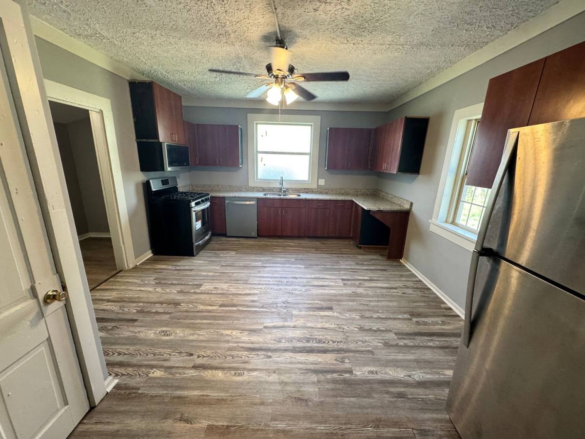 House for rent at 74 Martin Luther King Jr Dr, Winder, GA 30680