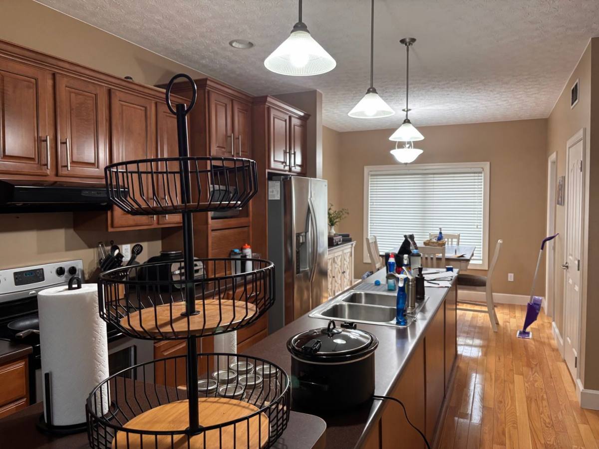 Townhouse for rent at 392 Frontier Ave, Morgantown, WV 26505