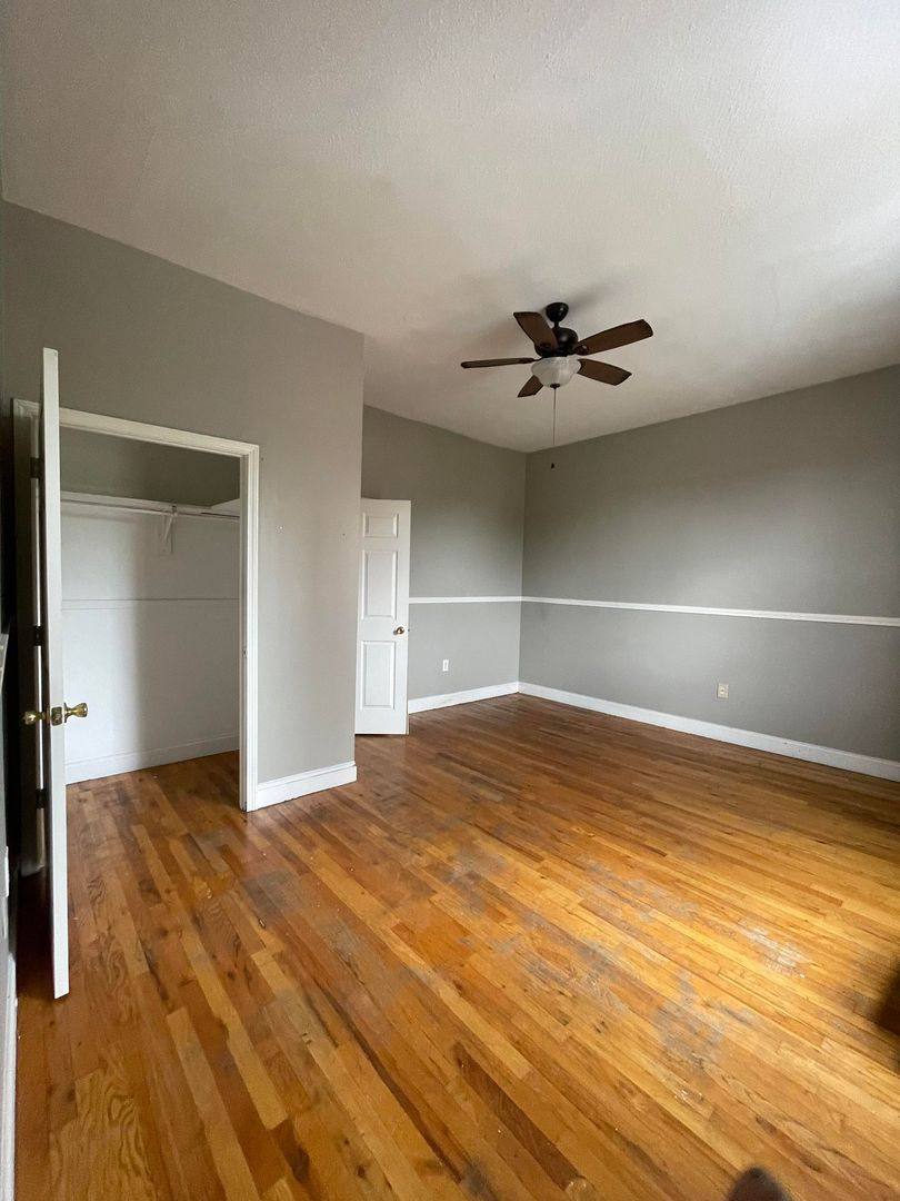 Apartment for rent at 130 W Kentucky Ave, Franklin, KY 42134