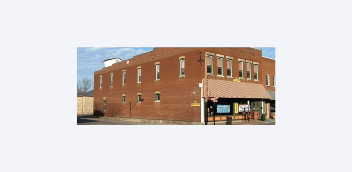 Apartment for rent at 130 W Kentucky Ave, Franklin, KY 42134