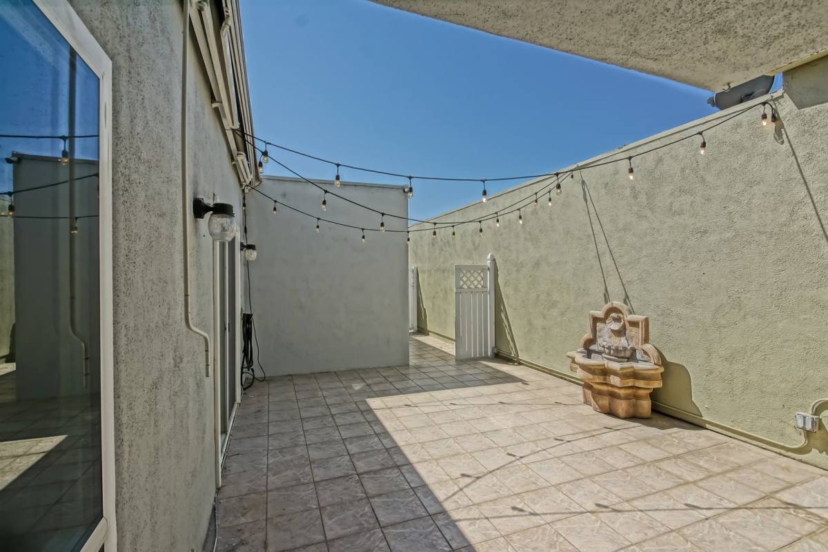 House for rent at 7148 Island Village Dr, Long Beach, CA 90803